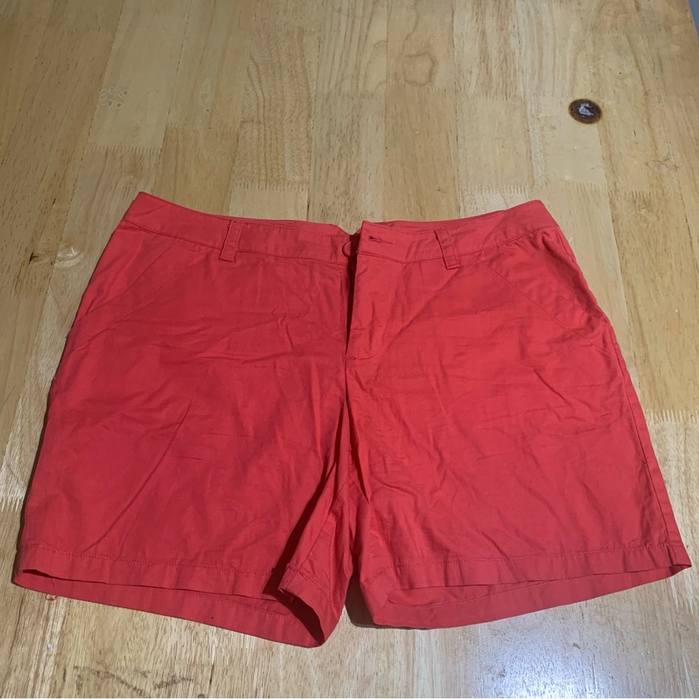 Columbia Casual Bermuda Shorts Womens 12 Red Hiking 6” Inseam Outdoor Pockets
